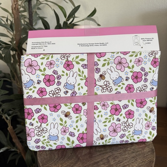 MIFFY Pencil Pouch Set 2 Pieces Flowers Medium Large Zipper Bags Stationery NWT - Picture 5 of 10